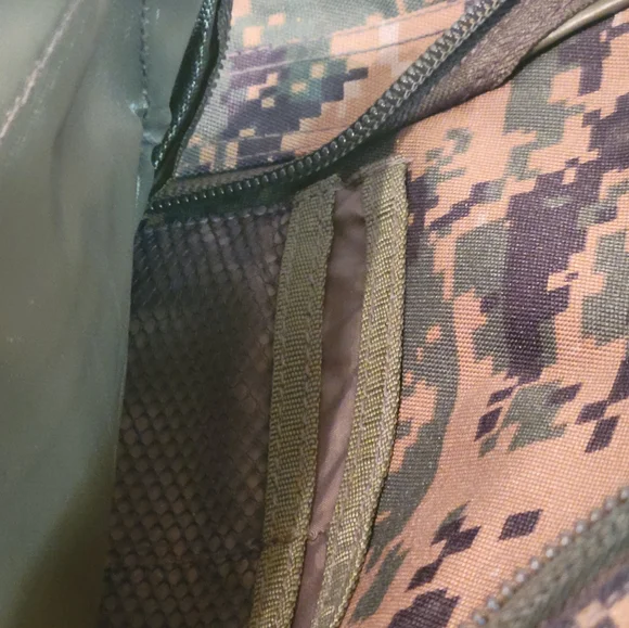 RED ROCK BACKPACK - Picture 14 of 14